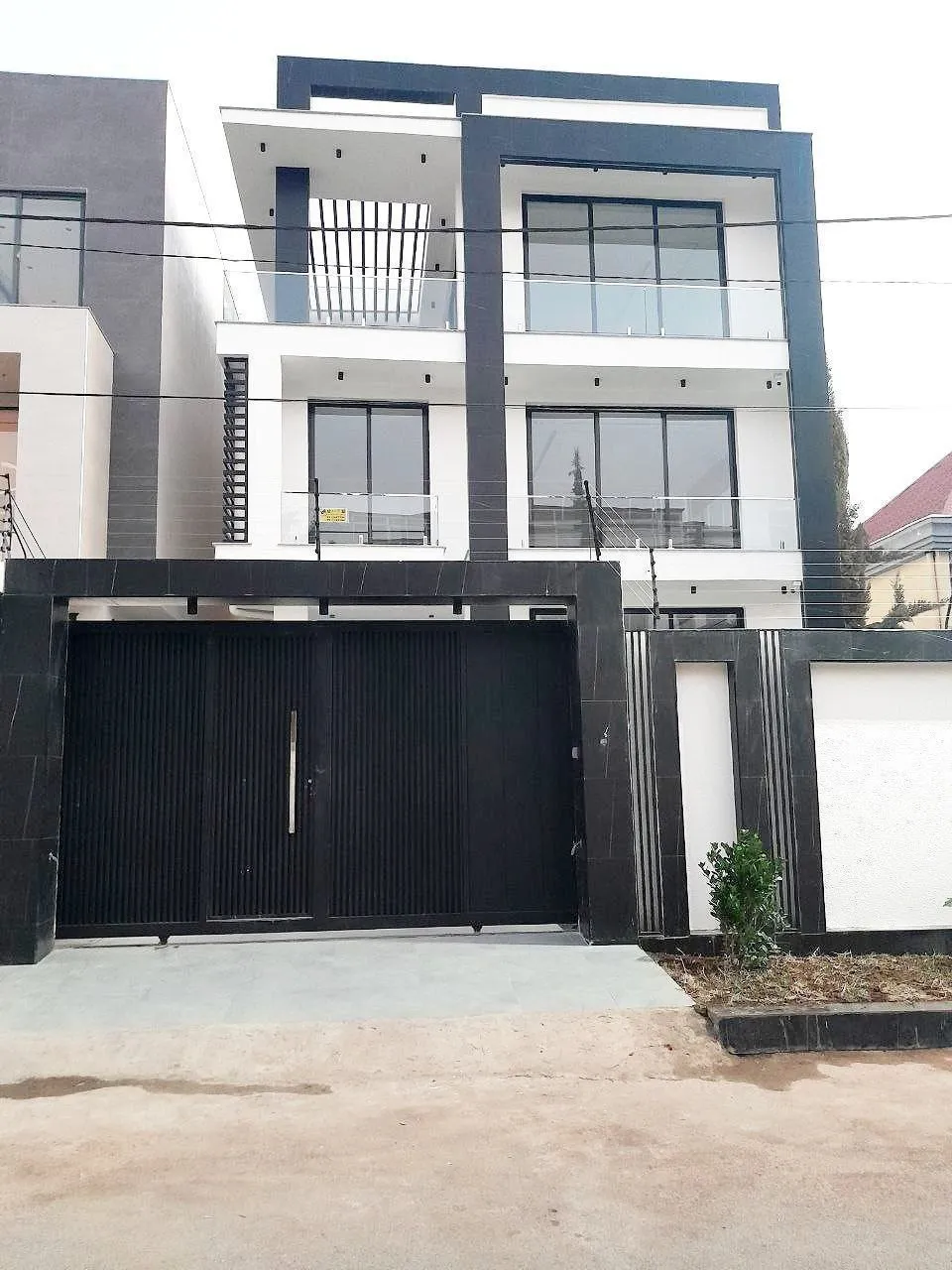 Modern G+2 Residential House Ayat – photo 9