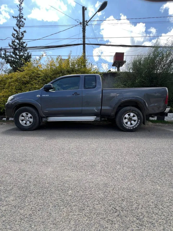 Toyota Hilux Double Cab Diesel – photo 6