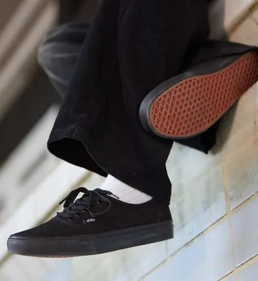 Vans Authentic Triple Black Unisex Shoes – photo 3