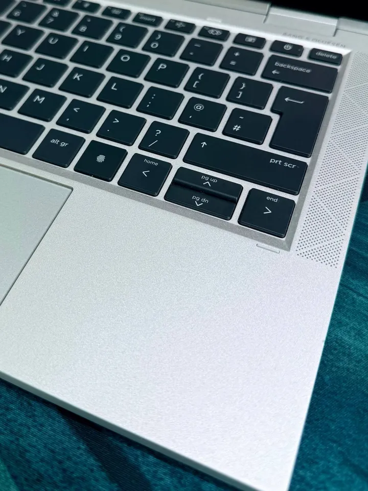 HP EliteBook 1030 G8 x360 Laptop – photo 6