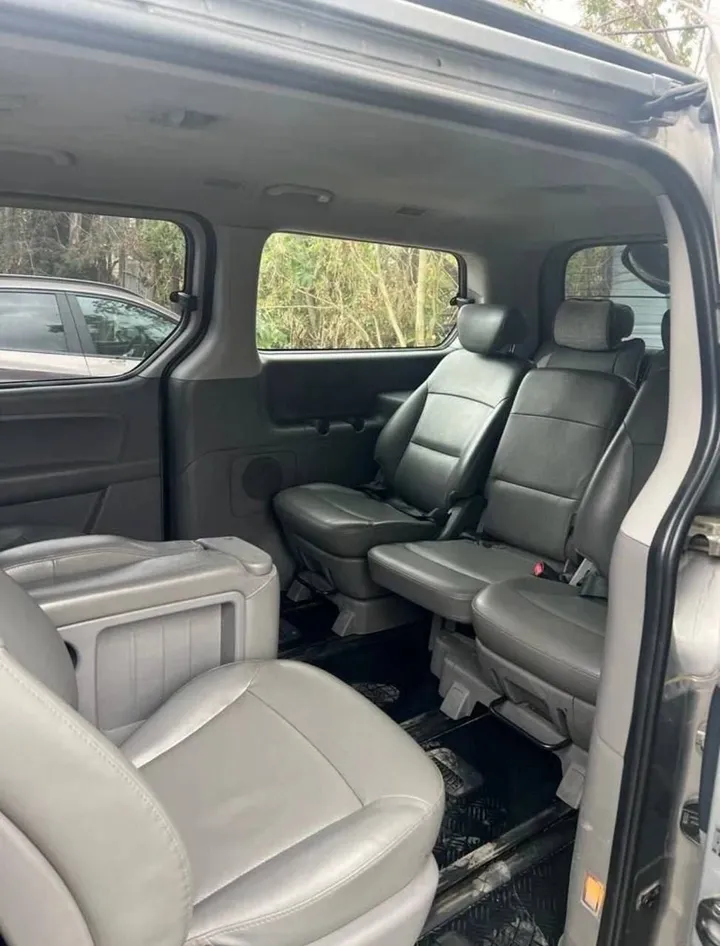 Hyundai Starex 2014 Diesel Automatic – photo 3