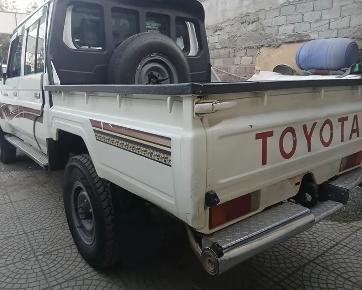 Toyota Landcruiser 1HZ Double Cab 2016 – photo 8