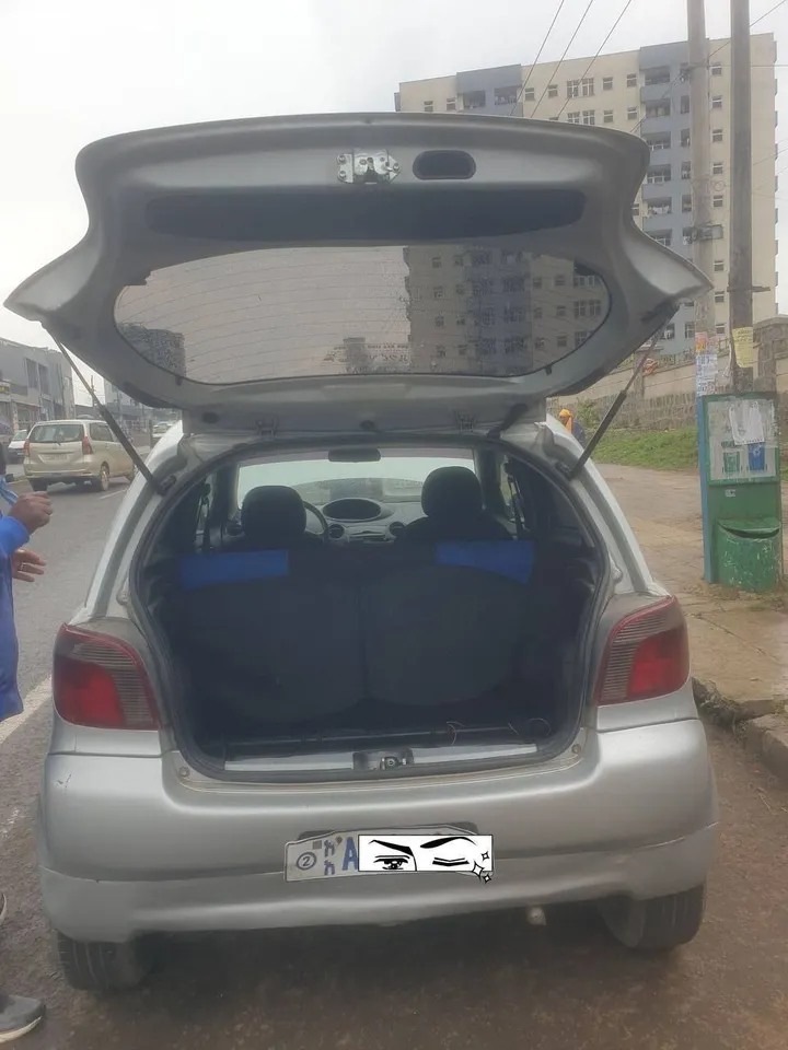 Toyota Vitz 2001 Automatic – photo 6