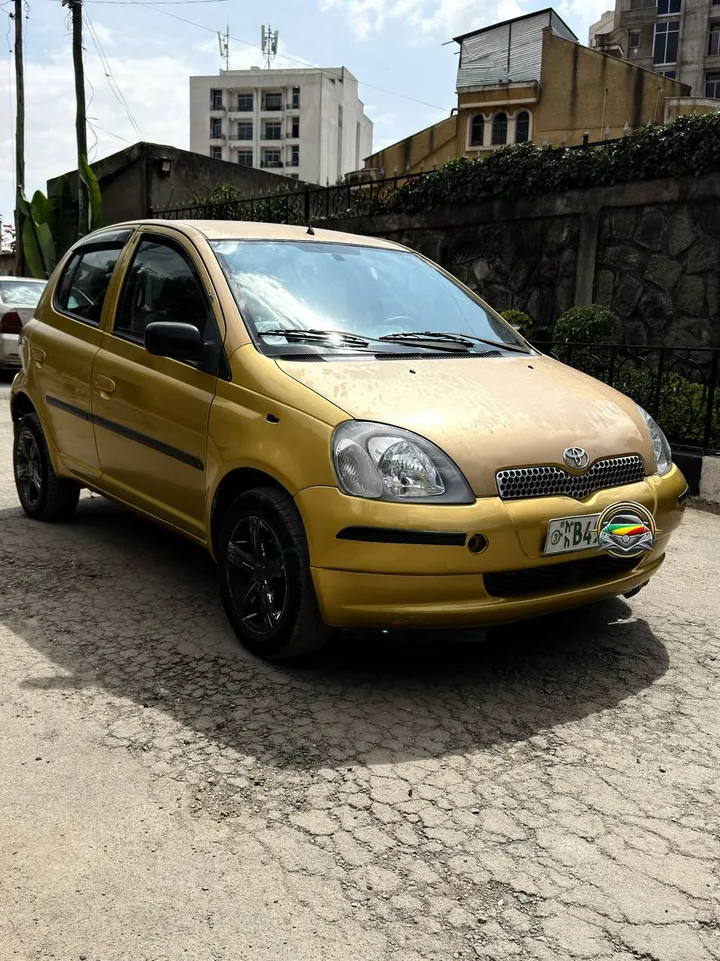 Toyota Vitz Yaris 2001 Manual – photo 3