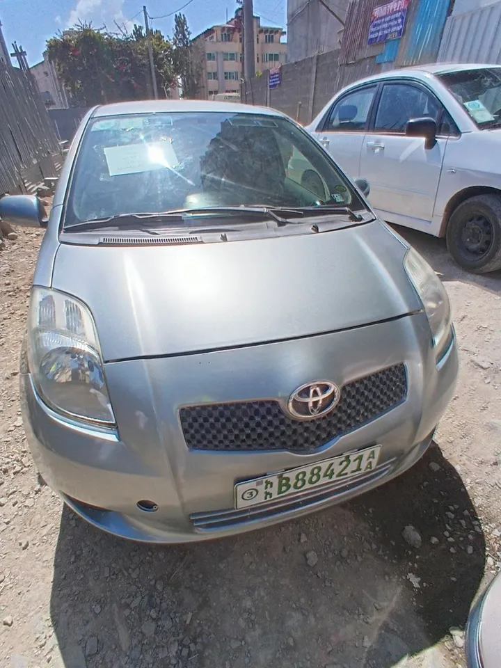 Toyota Vitz 2007 Automatic – photo 3