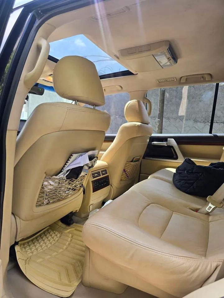 Toyota Land Cruiser V8 VXR 2017 – photo 7