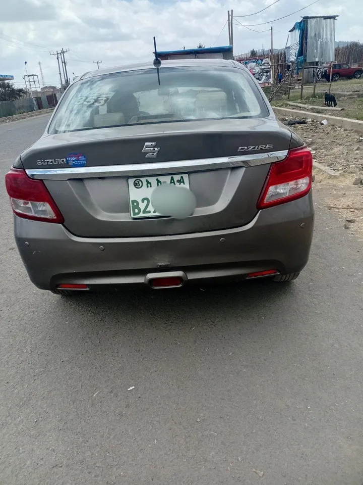 Suzuki Dzire 2021 Automatic – photo 4