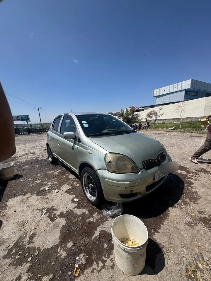 Toyota Vitz 2004 Automatic – photo 3