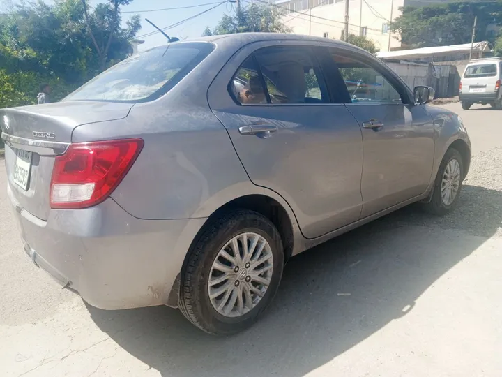 Suzuki Dzire 2022 Automatic – photo 3