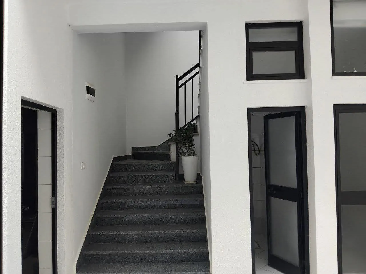 325 Sqm House for Sale – photo 7