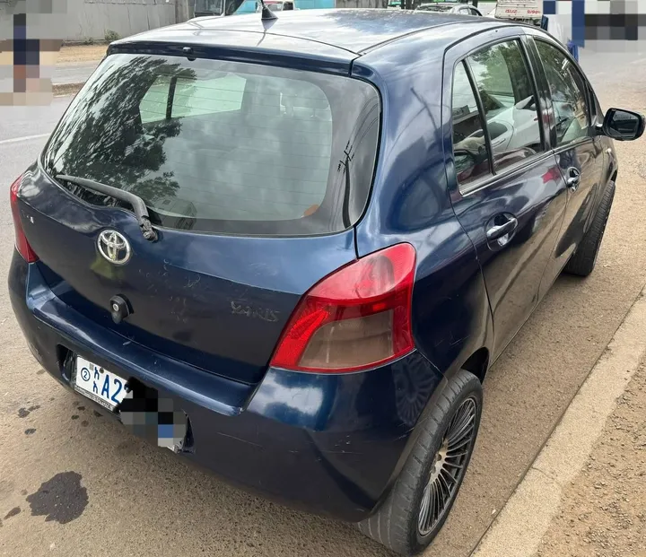 Toyota Yaris Compact 2006 Manual – photo 4