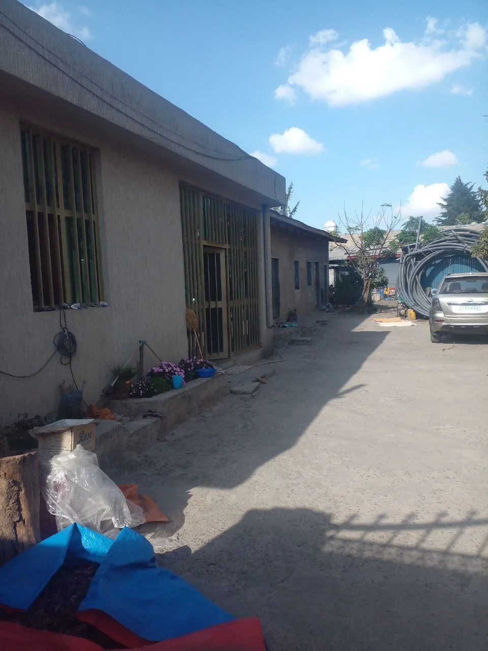 500 sqm Commercial Property in Ayat – photo 3