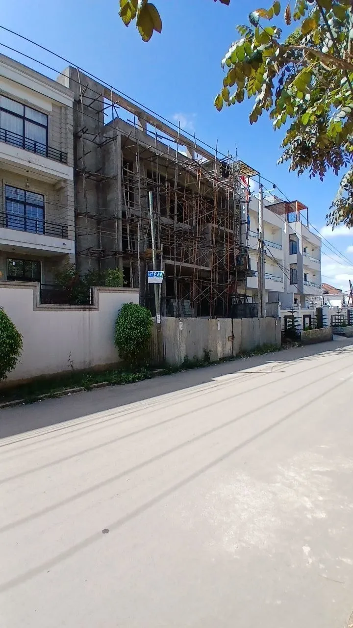 G+3 Building 250 sqm for Sale – photo 4