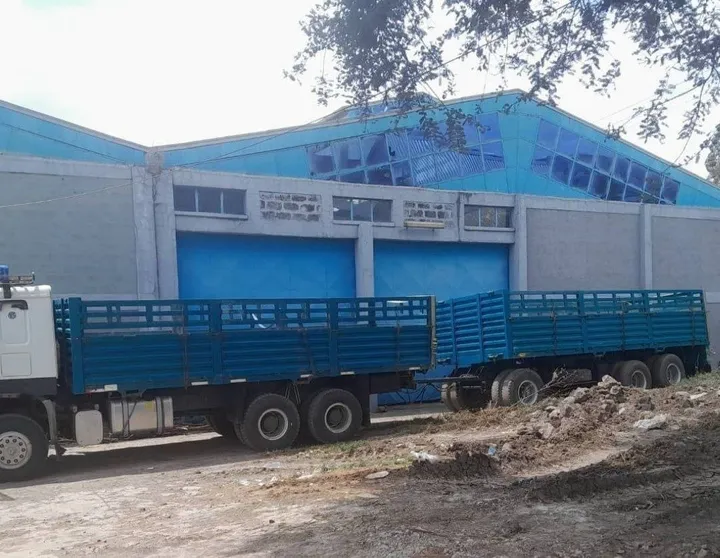Sinotruk Howo Truck with Trailer – photo 4