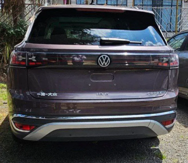 Brand New Volkswagen ID.6 Crozz 2023 – photo 3