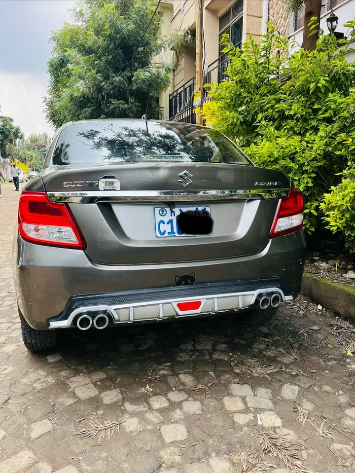 Suzuki Dzire 2022 Automatic – photo 9