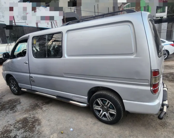 Toyota Hiace Dolphin 2010 Diesel – photo 7