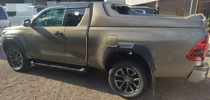 Toyota Hilux Invincible 2021 Diesel – photo 6