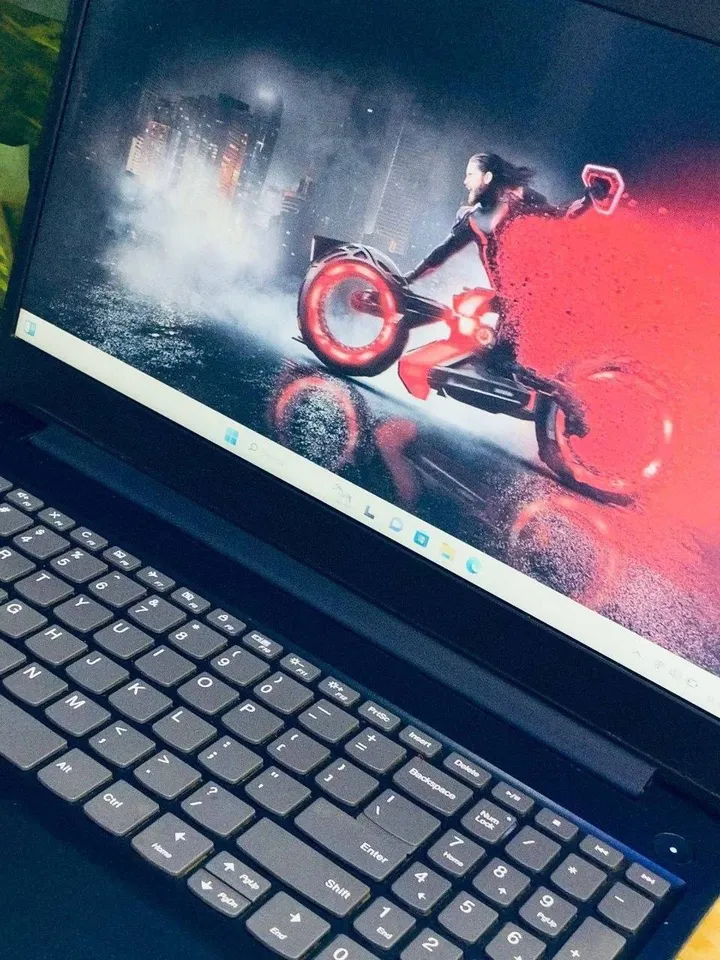 Lenovo IdeaPad 3 15 i5 Laptop – photo 3