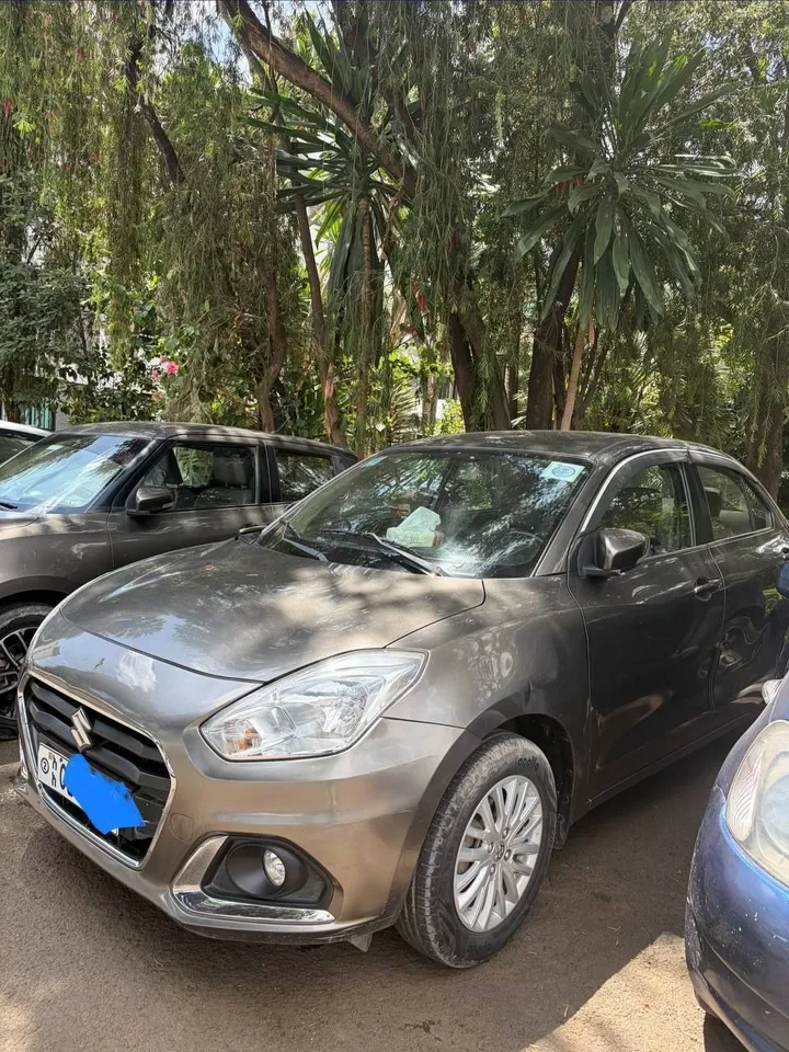 2022 Suzuki Dzire Automatic – photo 4