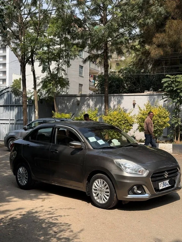 Suzuki Dzire 2021 Automatic – photo 6