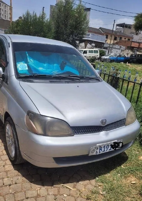 Toyota Platz 2001 Automatic – photo 3