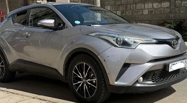 Toyota C-HR 2017 1.2T AWD – photo 5