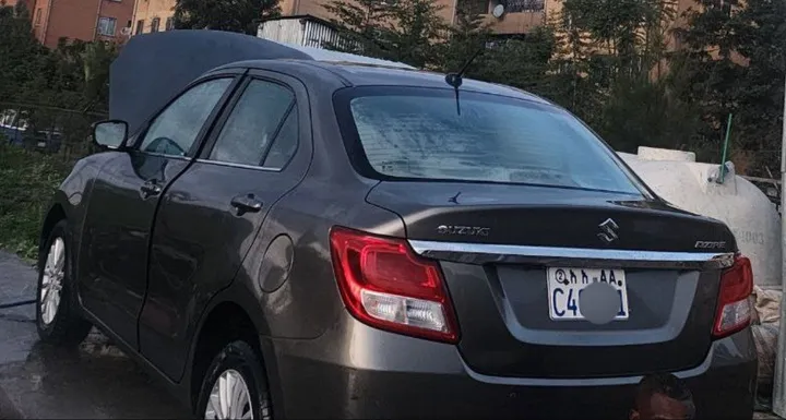 Suzuki Dzire 2022 Automatic – photo 4