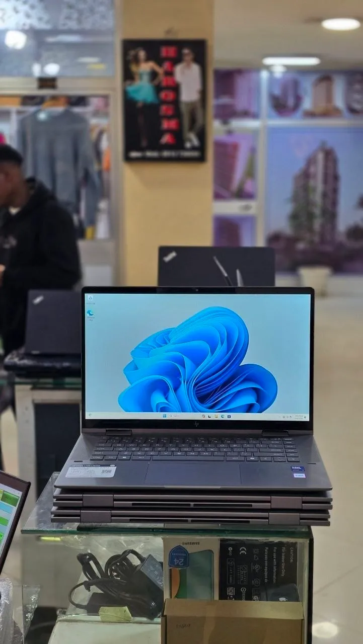 HP Envy 15 Ultra 7 16GB 1TB – photo 3