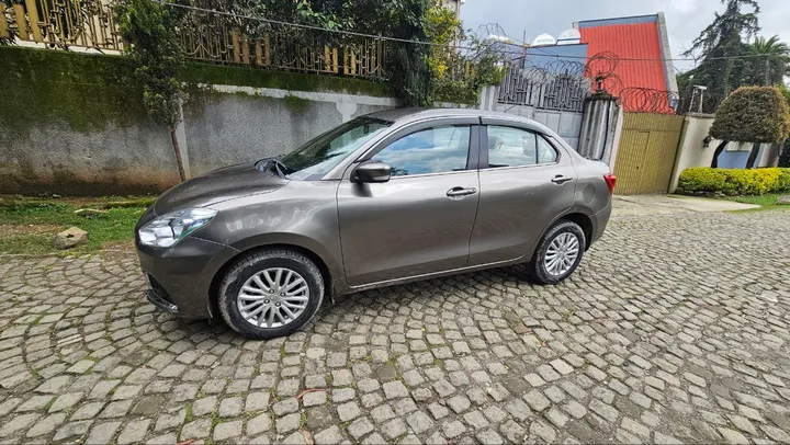 Suzuki Dzire 2021 Automatic – photo 5