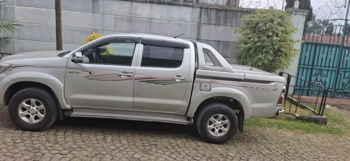 Toyota Hilux Double-Cab 2012 – photo 5