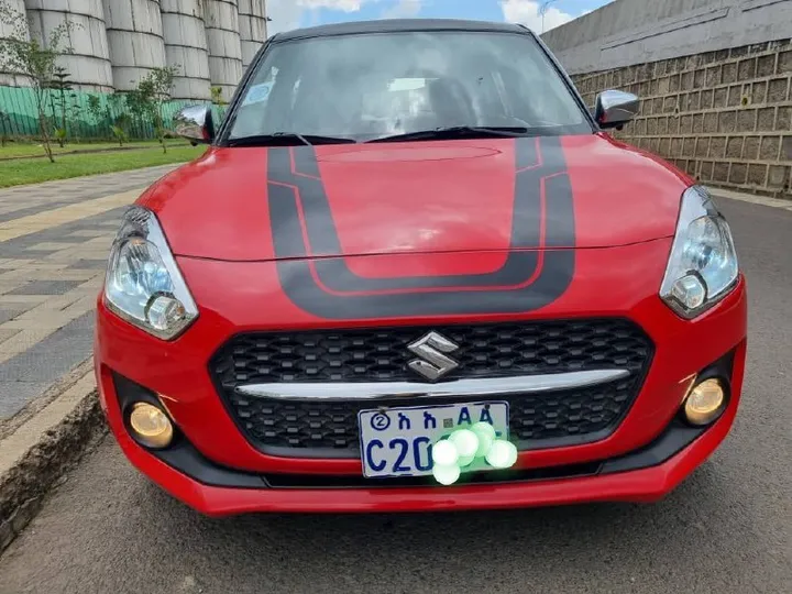 Suzuki Swift 2022 Automatic – photo 3