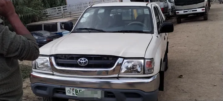 Toyota Hilux Double Cab 2002 – photo 5