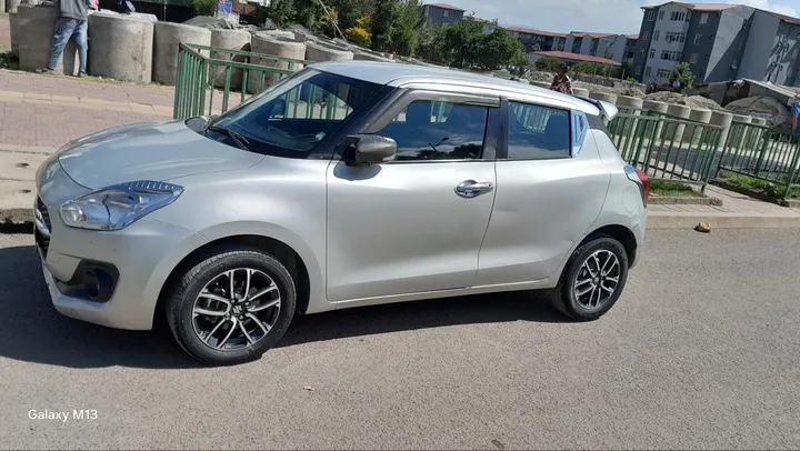 2022 Suzuki Swift 41000 km – photo 9