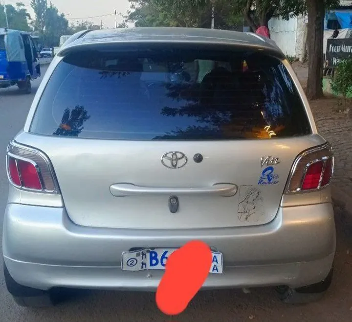 Toyota Vitz Automatic – photo 5