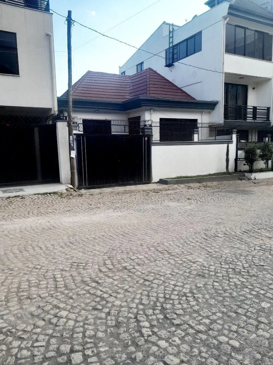 Modern 5-Bedroom Villa in Samit – photo 3