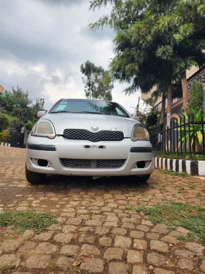 Toyota Hatchback 2004 Automatic 1.3L – photo 6