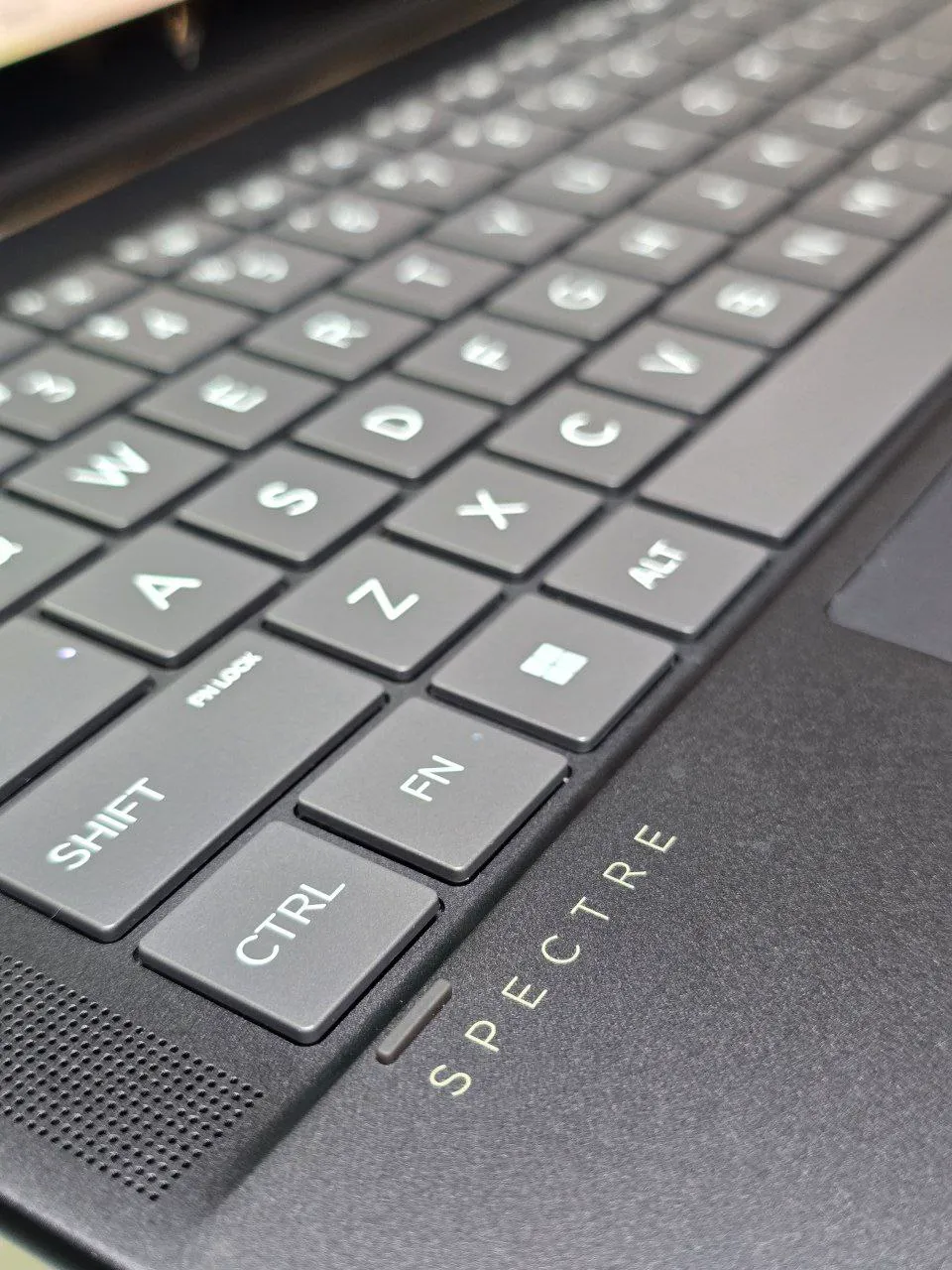 HP Spectre x360 14 OLED Laptop – photo 6