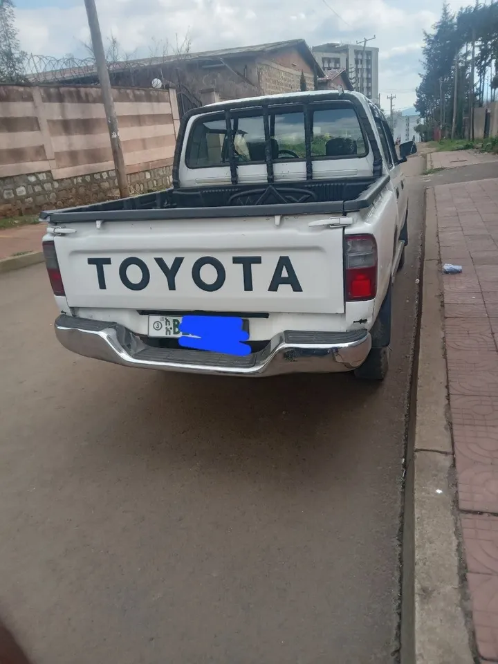Toyota 3L Double Cab Pickup – photo 3