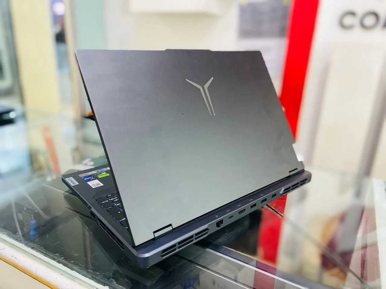 Lenovo Legion i9 RTX 4070 Gaming Laptop – photo 3