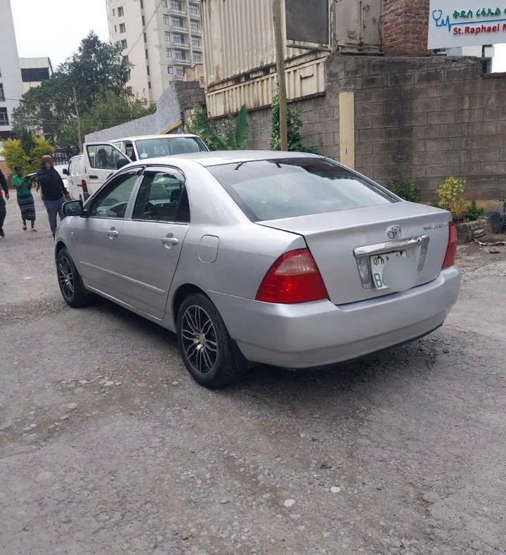 Toyota Corolla 2004 Automatic – photo 3