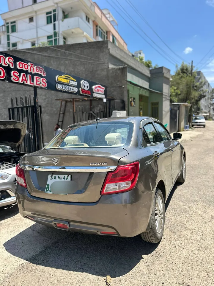 Suzuki Dzire 2021 Automatic – photo 5