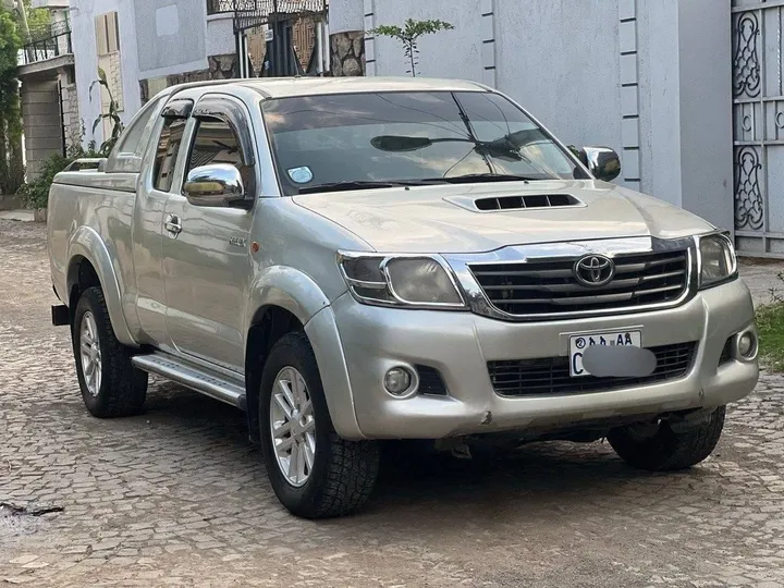 Toyota Hilux King Cab 2013 – photo 3