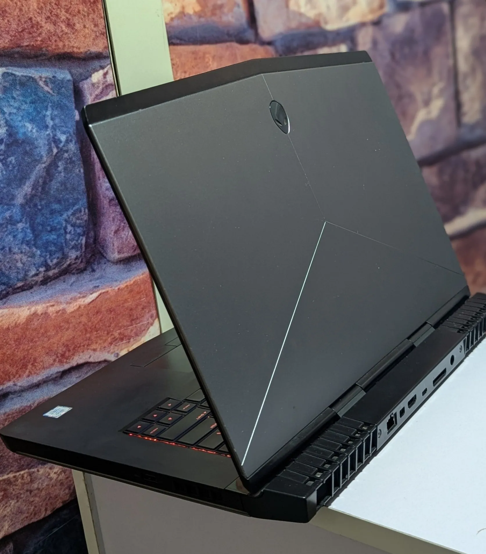 Alienware i7 7th Gen GTX 1060 Laptop – photo 3