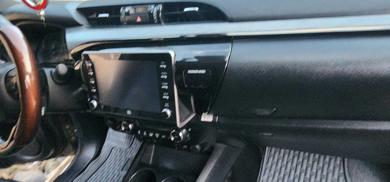 Toyota Hilux Invincible 2021 – photo 8
