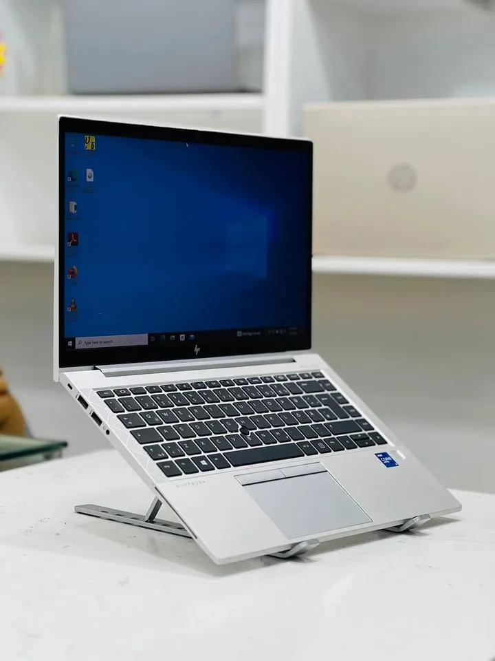 HP EliteBook 840 G8 – photo 6
