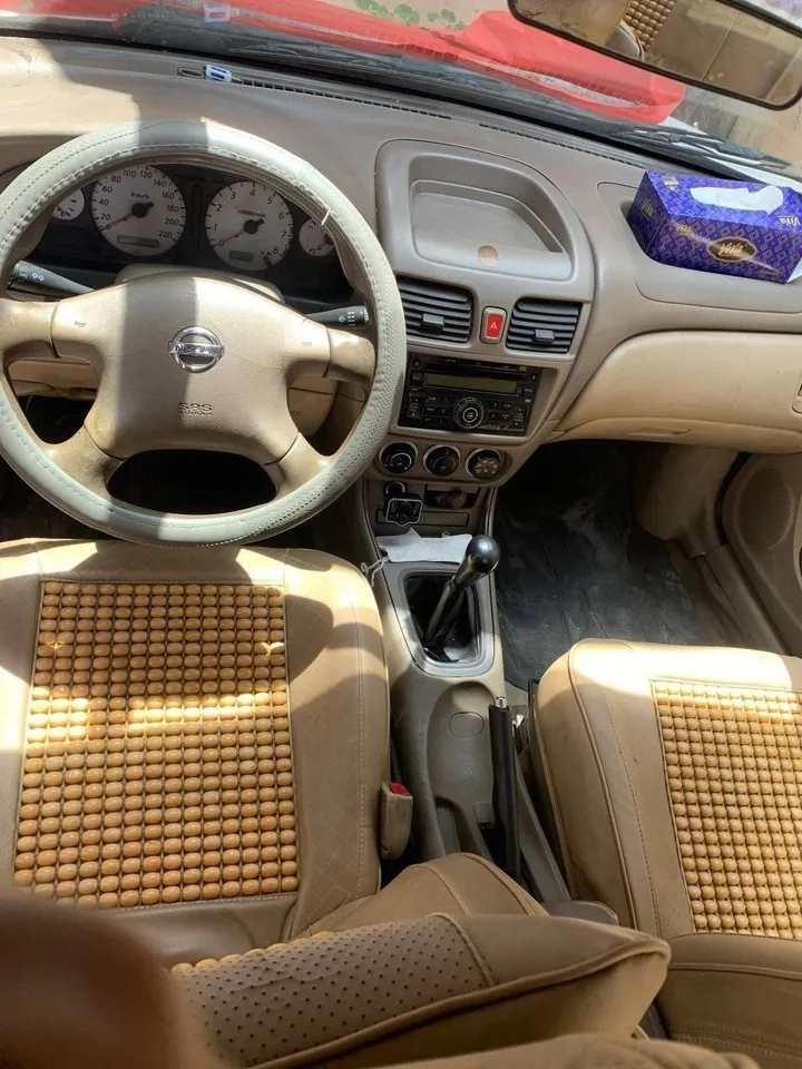 Nissan Sunny 2011 Manual – photo 5