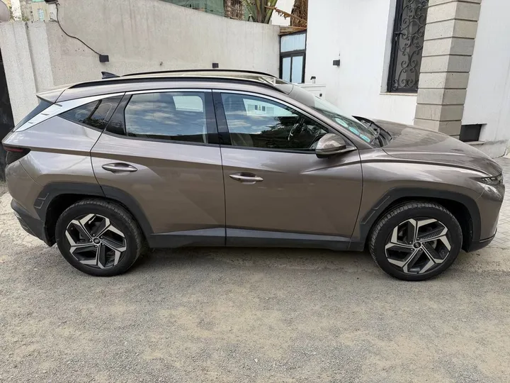 Hyundai Tucson 2022 SUV – photo 9