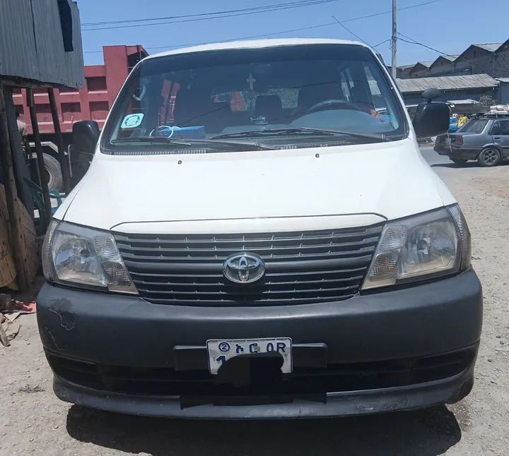 Toyota Shark 2007 Manual Van – photo 6