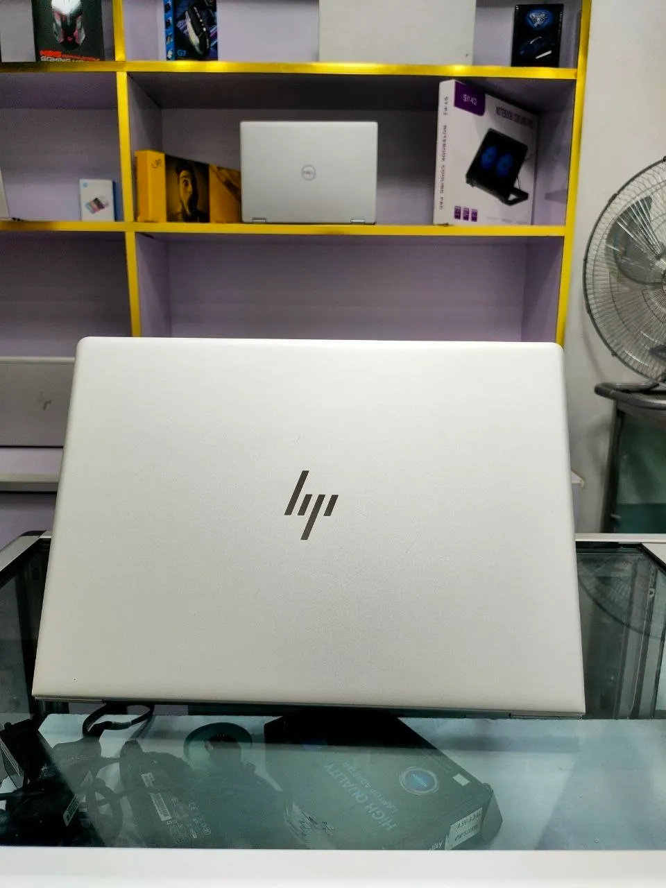 HP Elitebook 840 G5 Laptop – photo 4